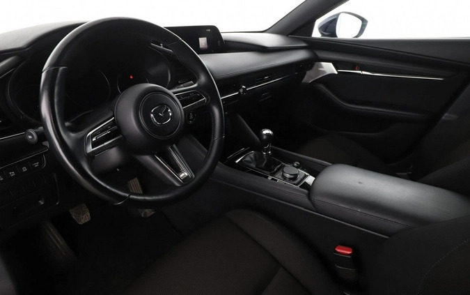 Mazda 3 cena 77900 przebieg: 86470, rok produkcji 2019 z Przeworsk małe 352